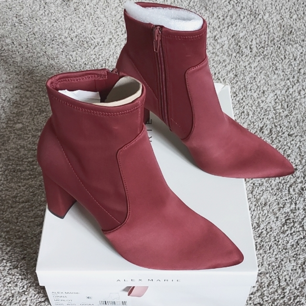 Ladies Bootie